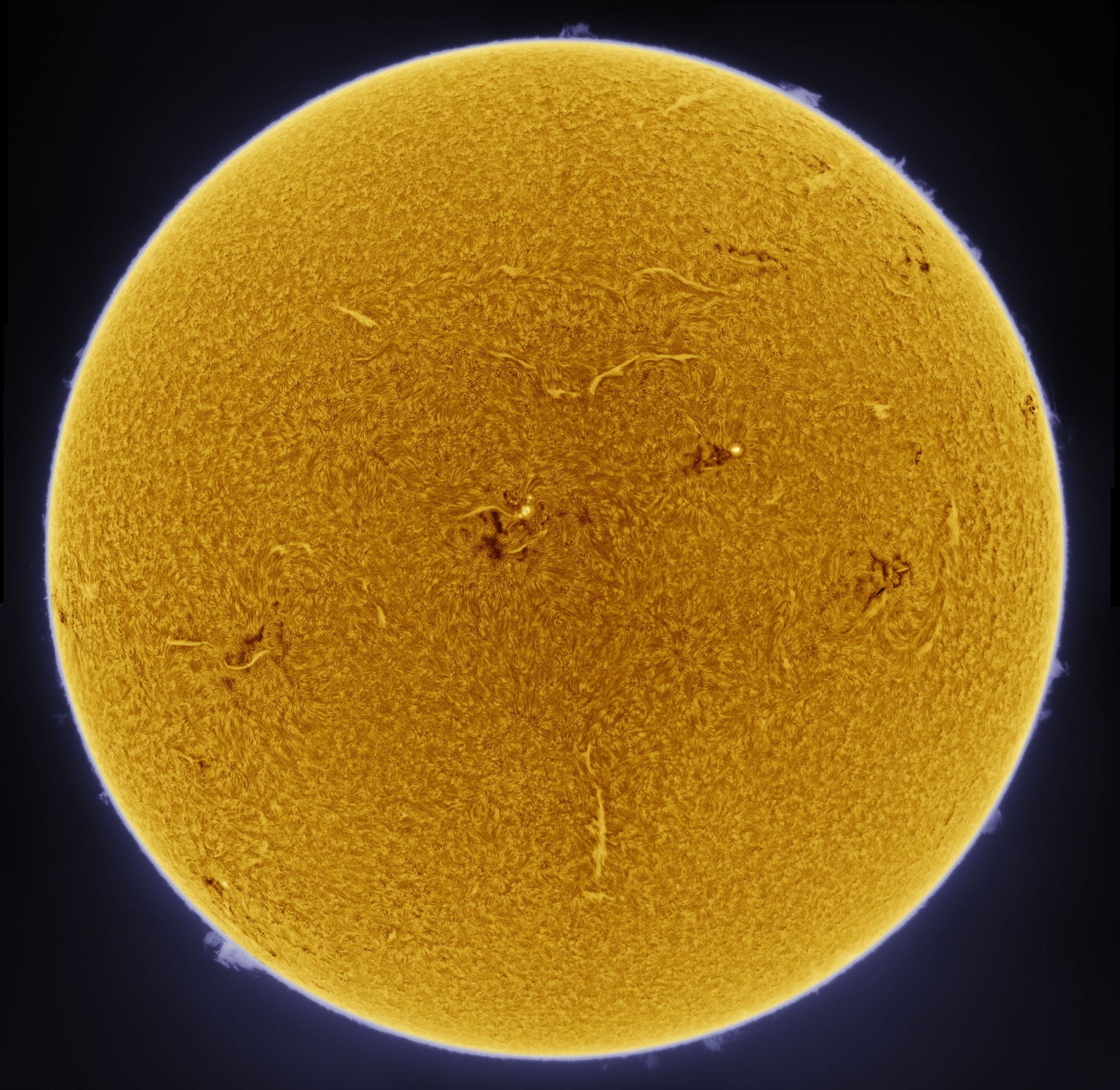 Apollo 428M MAX Pro Camera - Advanced Solar Imaging at Dark Clear Skies